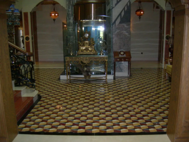 Private Palace, Emirates Hills, Dubai (2006). Client: Mr. Al Sadi. Design RG Concept Main Contractor Golden Wings. Materials used: Blue Bahia Granite, Bianco Sivec, Tan Brown, Ming Green, Green Onyx, Red Onyx, Giallo Sienna, Black Marquina, Forest Green, Rosa Aurora, Absolute Black, Travertino